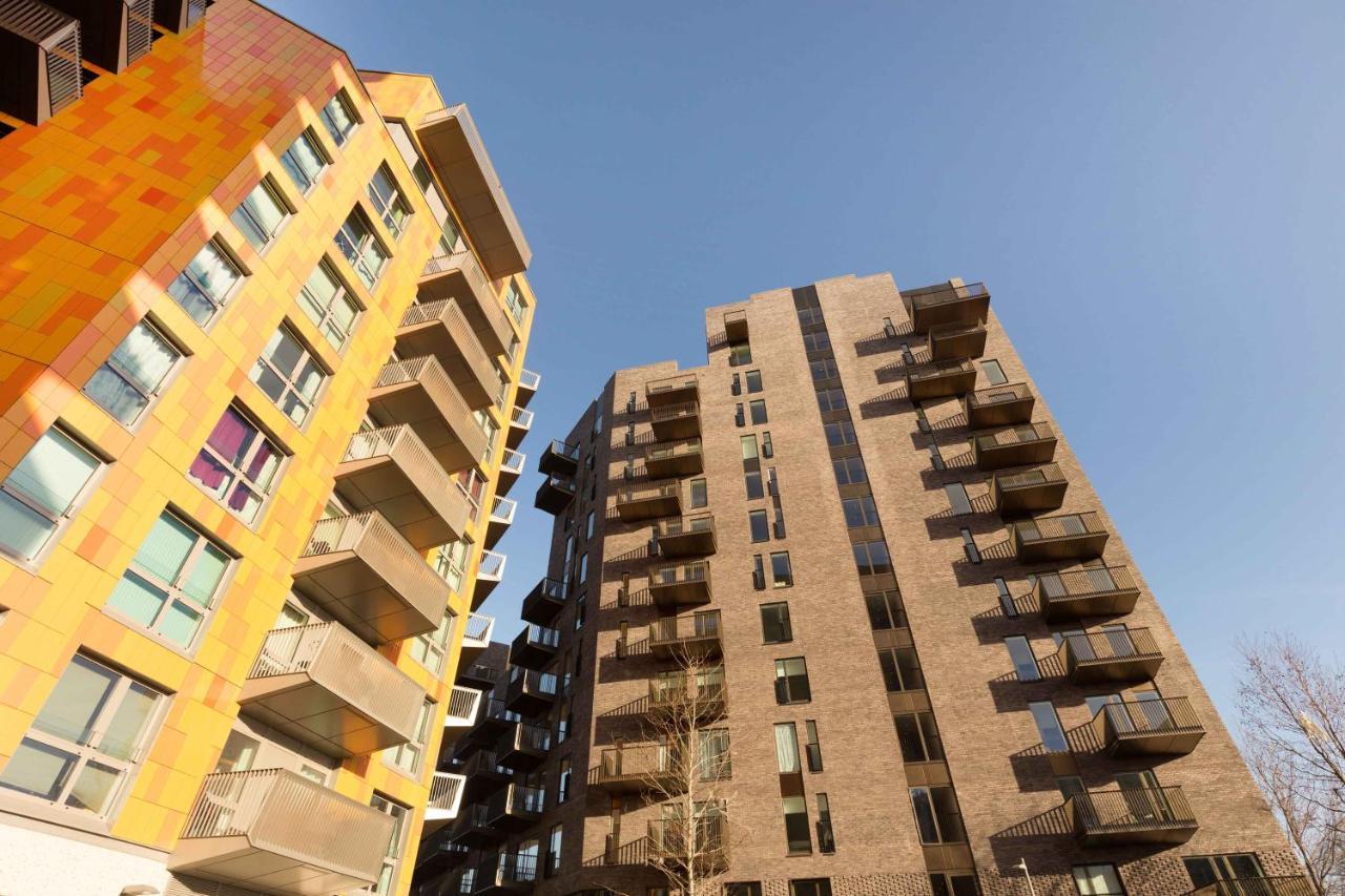 Spacious & Modern 1 Bedroom Close To Station In E16 런던 외부 사진